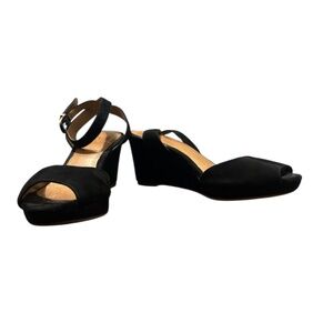 Clarks Artisan Women's Open Toe Ankle Strap Wedges in Black Size 9.5